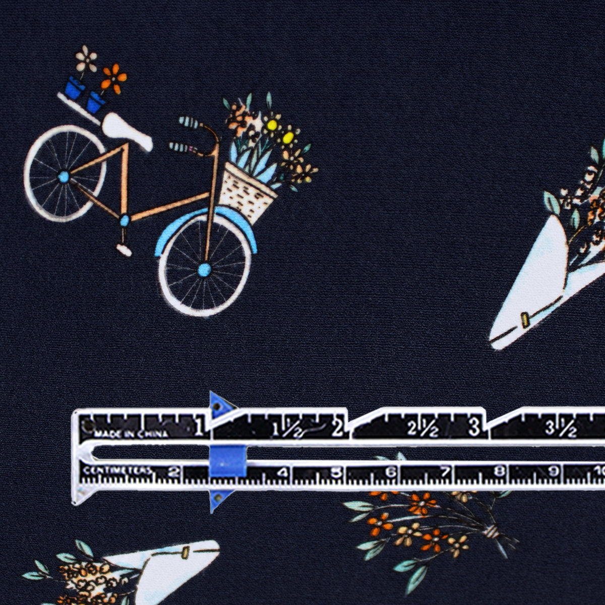 crepe, viscose blouseweight woven 'bike bouquet'