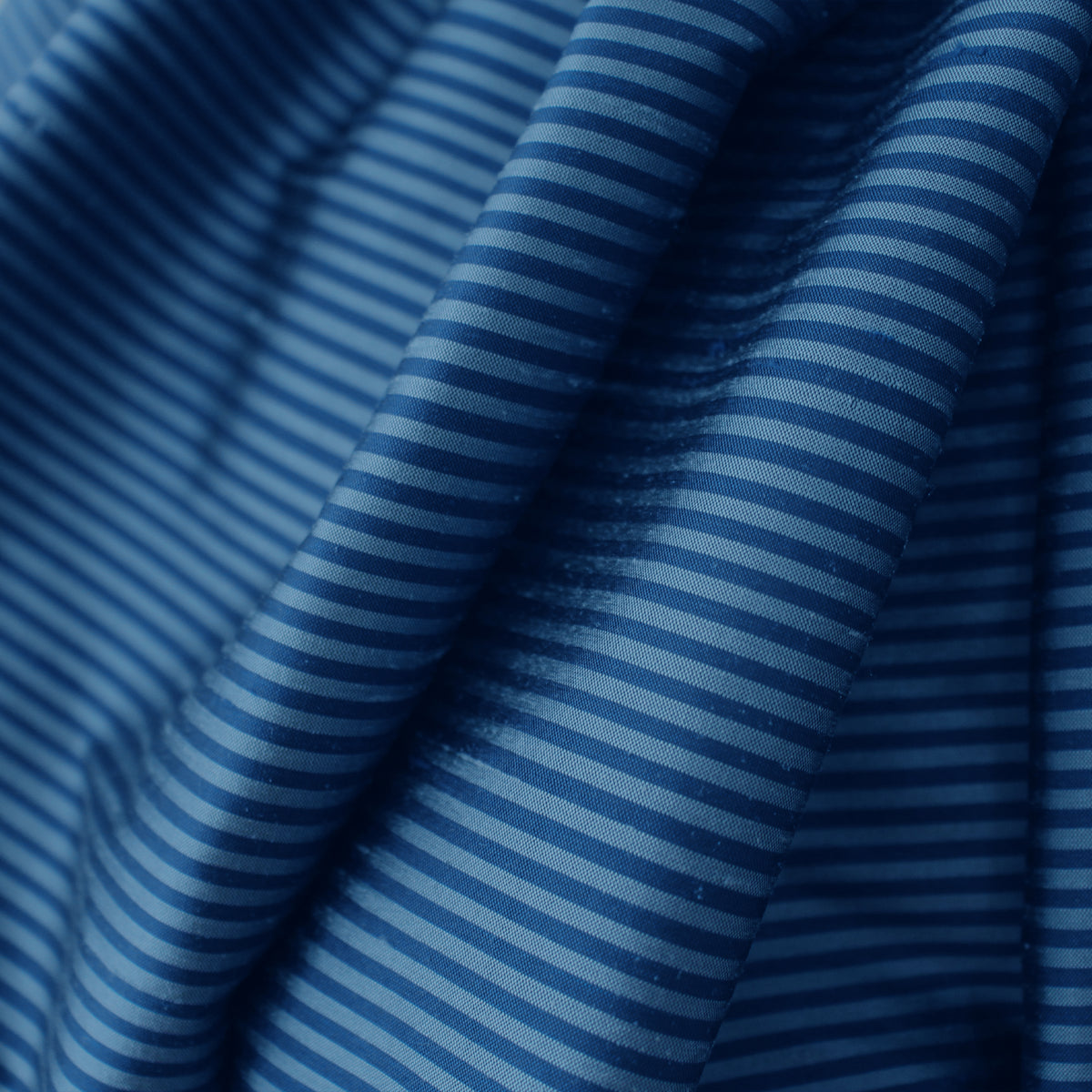silk jacquard, yarn-dye stripe 'luminescent ocean'