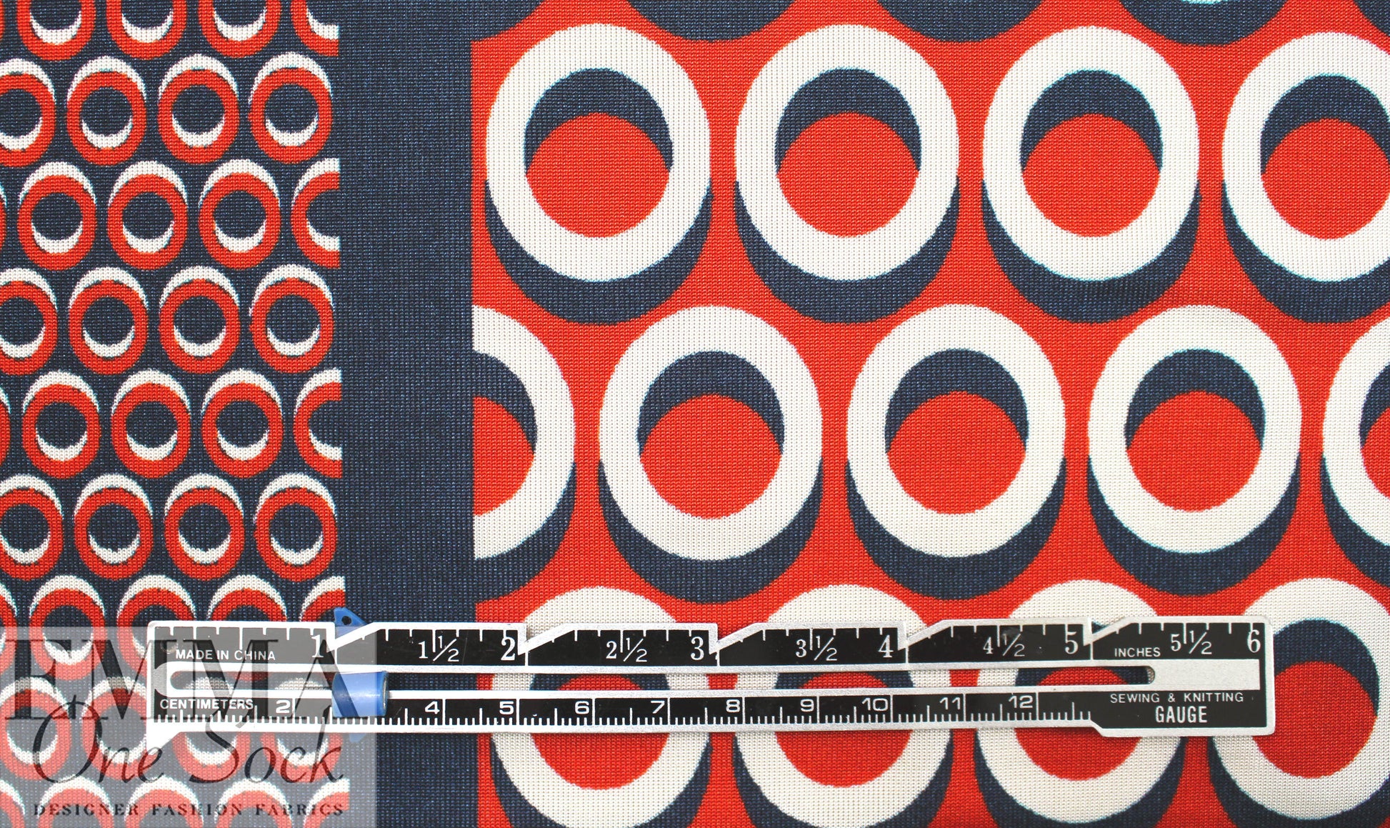 French 'mod' border print 'DVF-style' matte jersey 1.625 yd