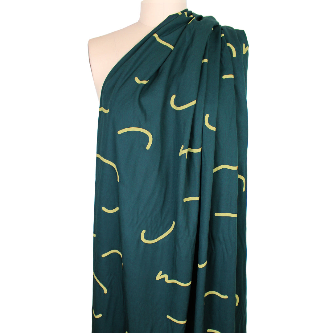 MTM 'doodle lines' ECOVERO viscose twill - bottle green