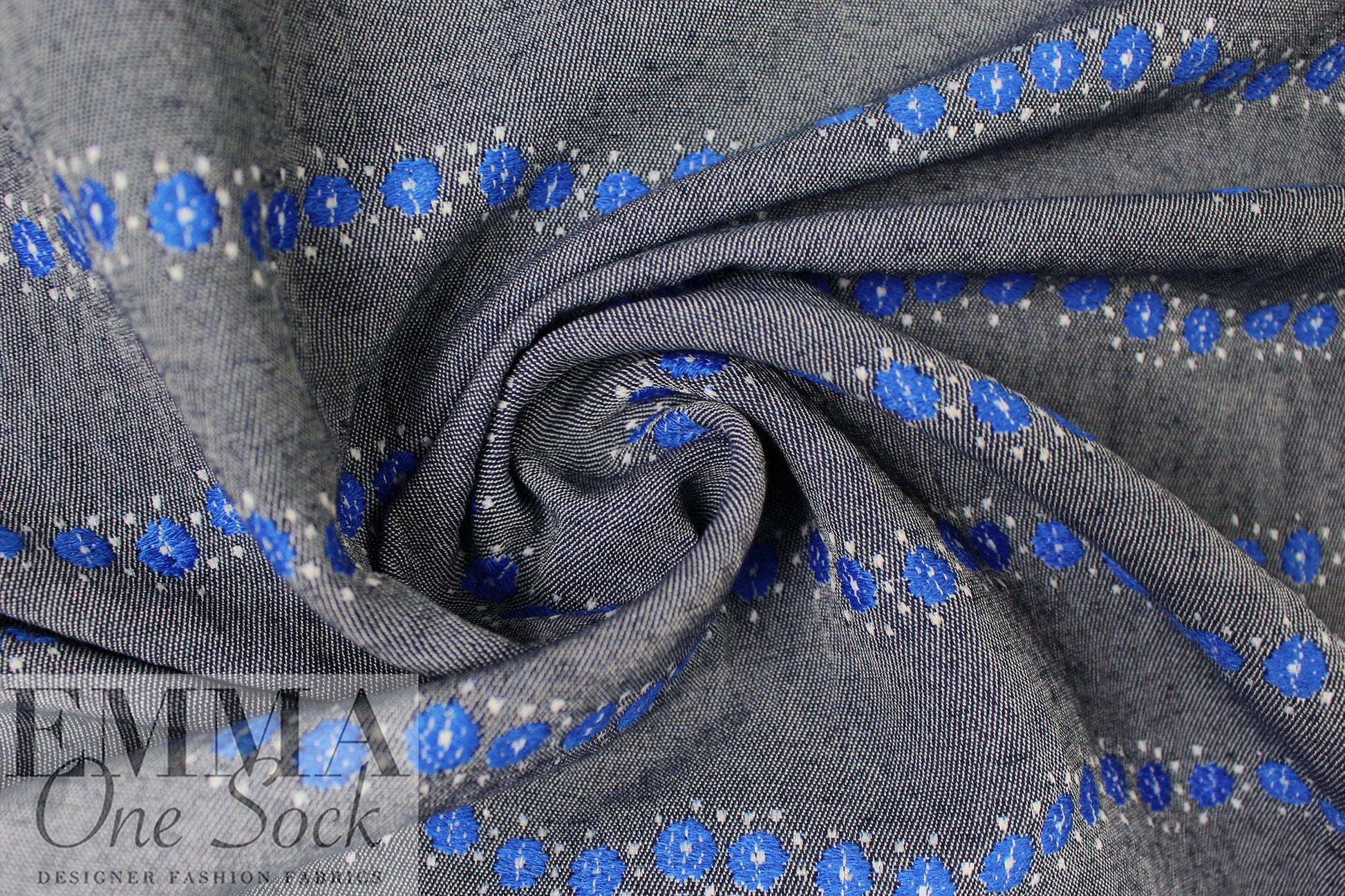Italian denim look 'flower chain' jacquard woven 1.875 yd