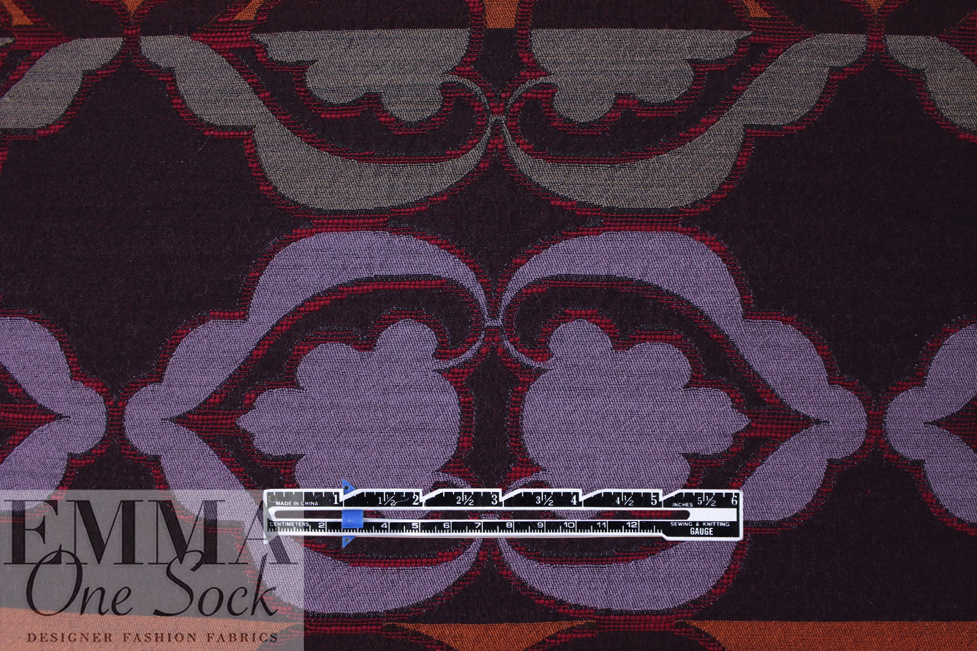 Italian 'mulberry mirror' wool blend jacquard - lilac/mulberry 1.625 yd