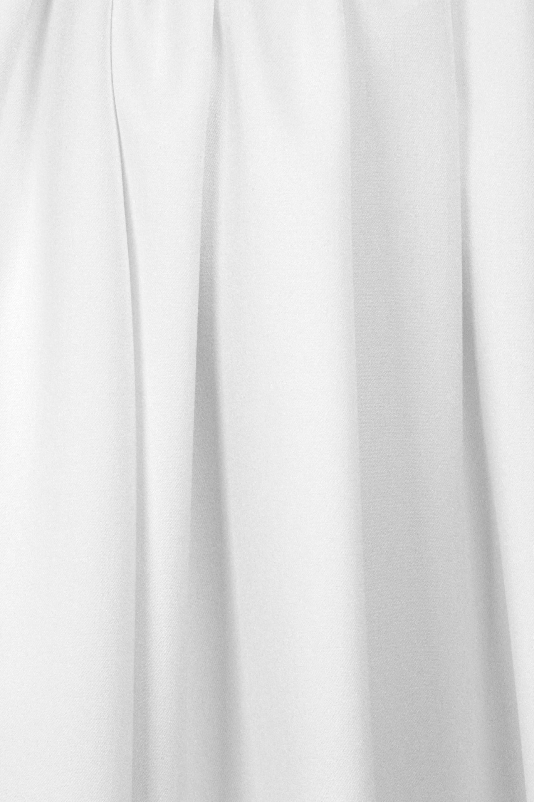 RPL bottomweight stretch gabardine - white .875 yds