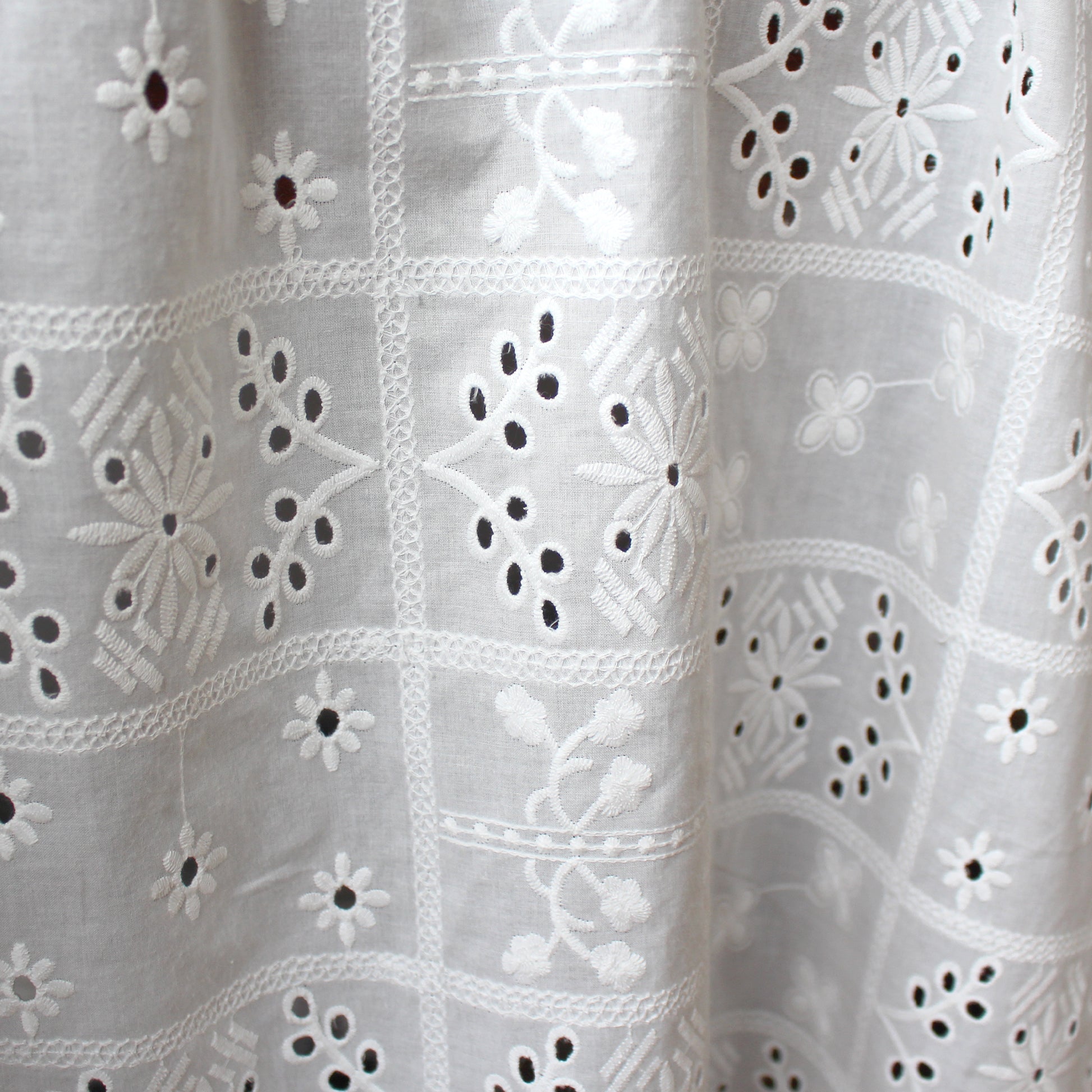 'flower patch' embroidered all-cotton eyelet