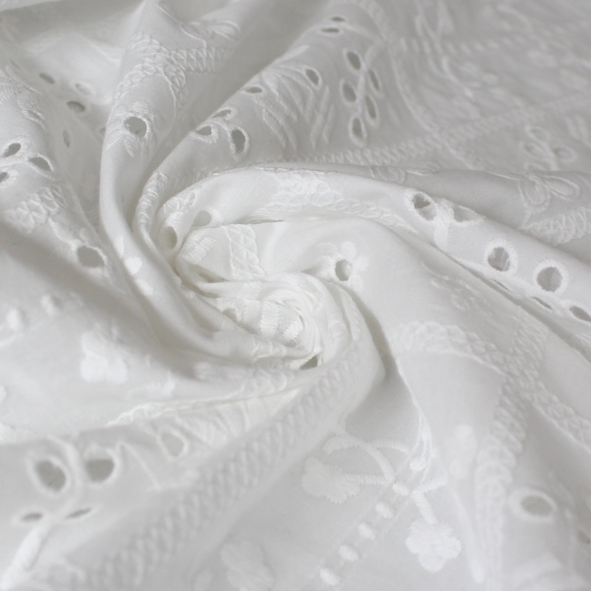 'flower patch' embroidered all-cotton eyelet