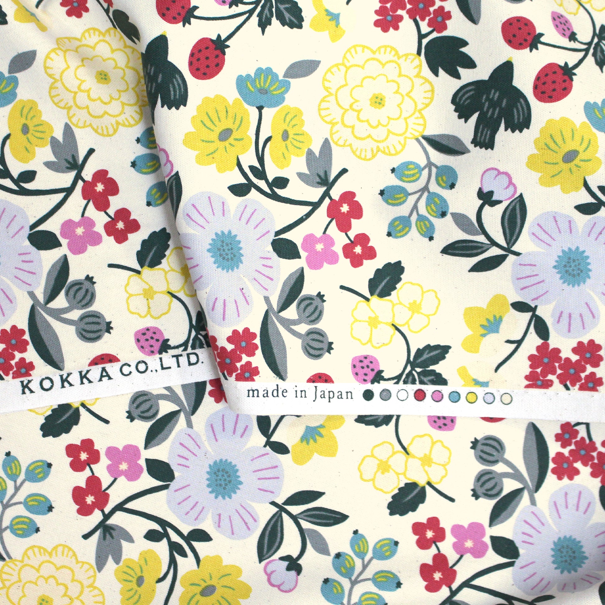 KOKKA 'Sopo' botanical cotton oxford - cream