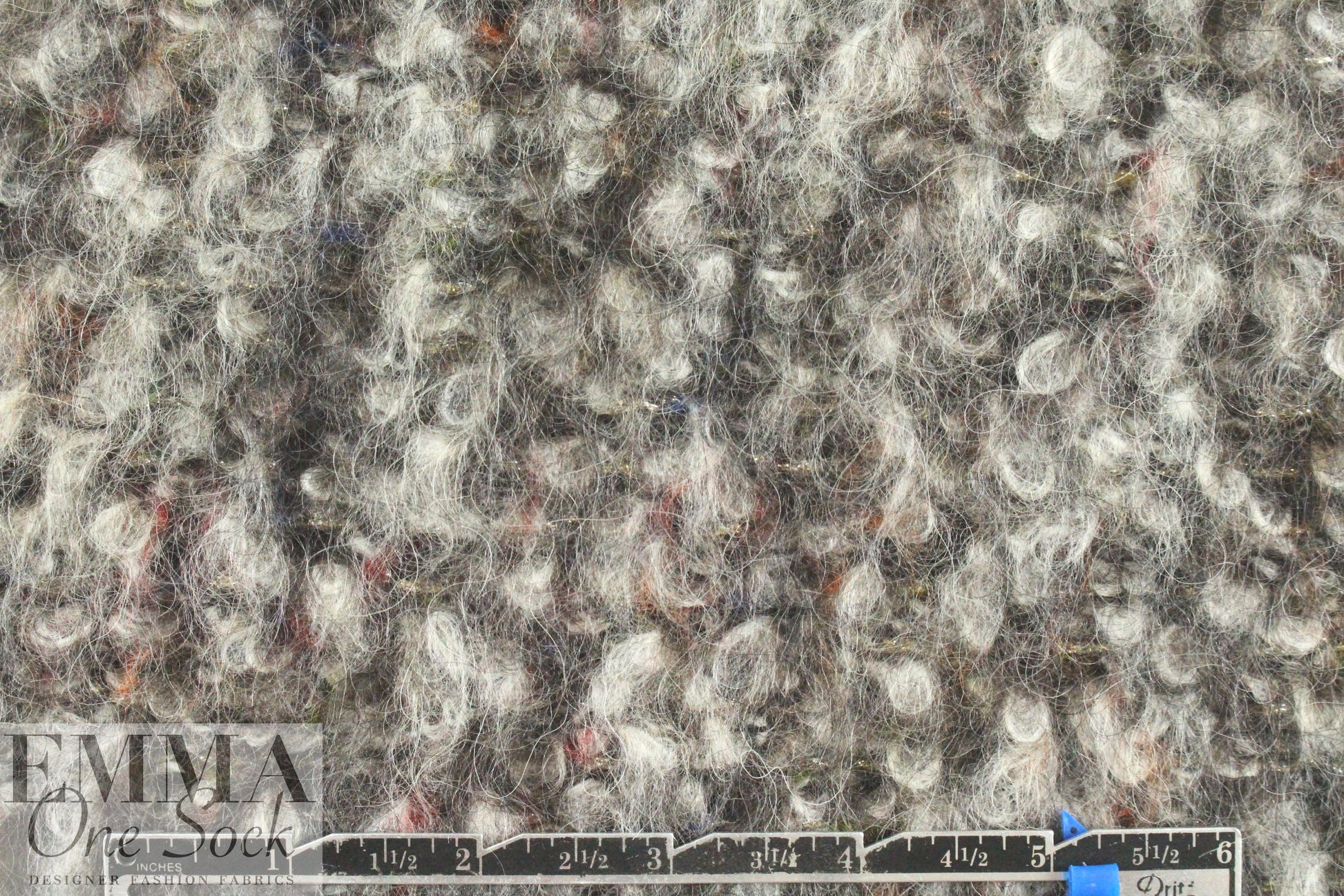 Italian wool/mohair blend sparkle boucle'