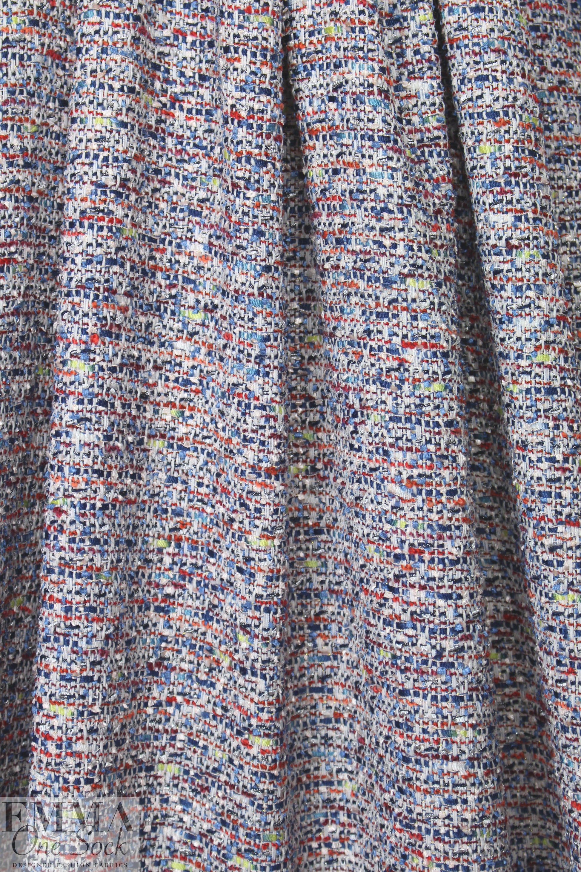 'Chanel tweed' sparkly boucle' - blue/red 1.625 yd