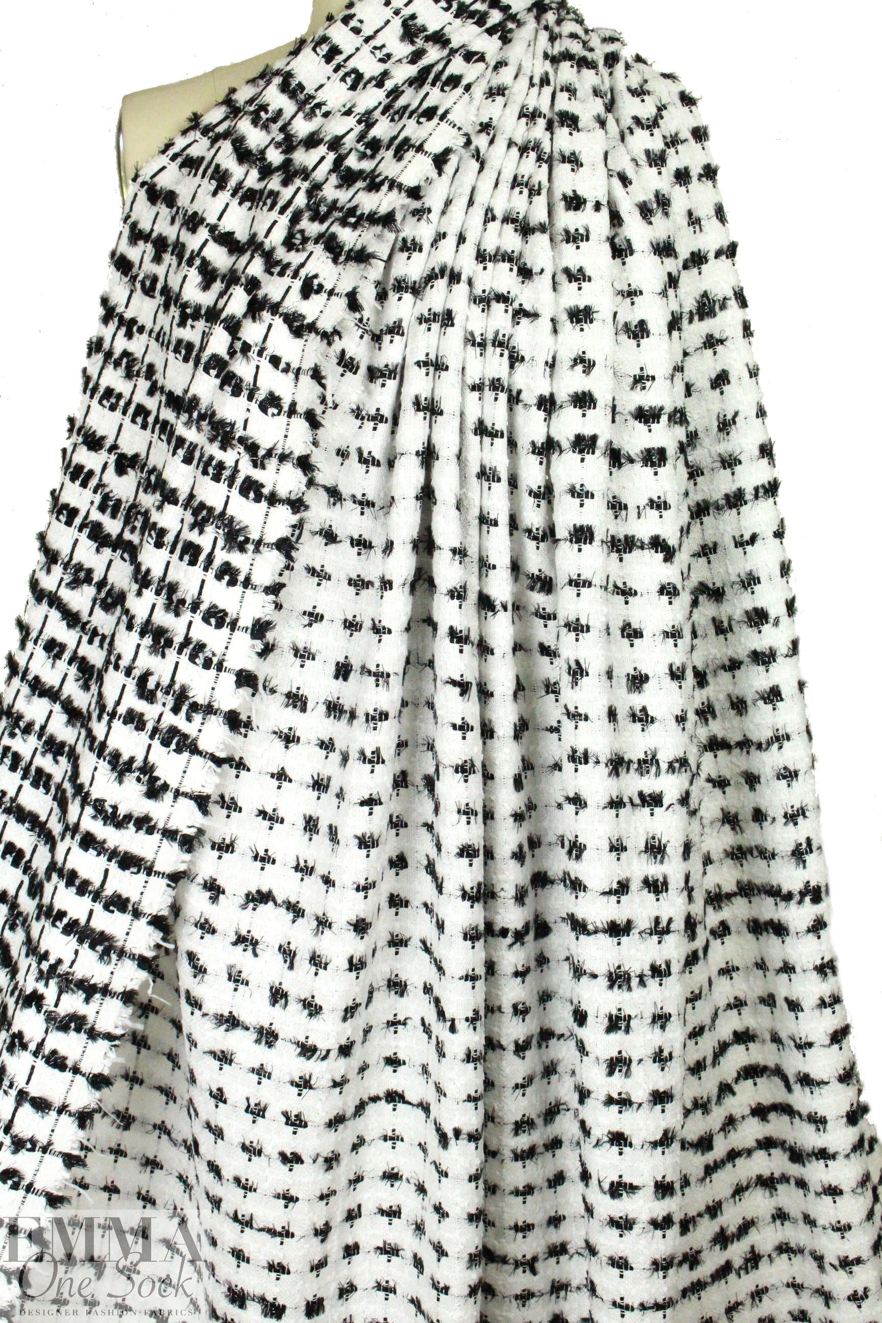 Car0lina H. eyelash grid sparkle boucle' - black/white