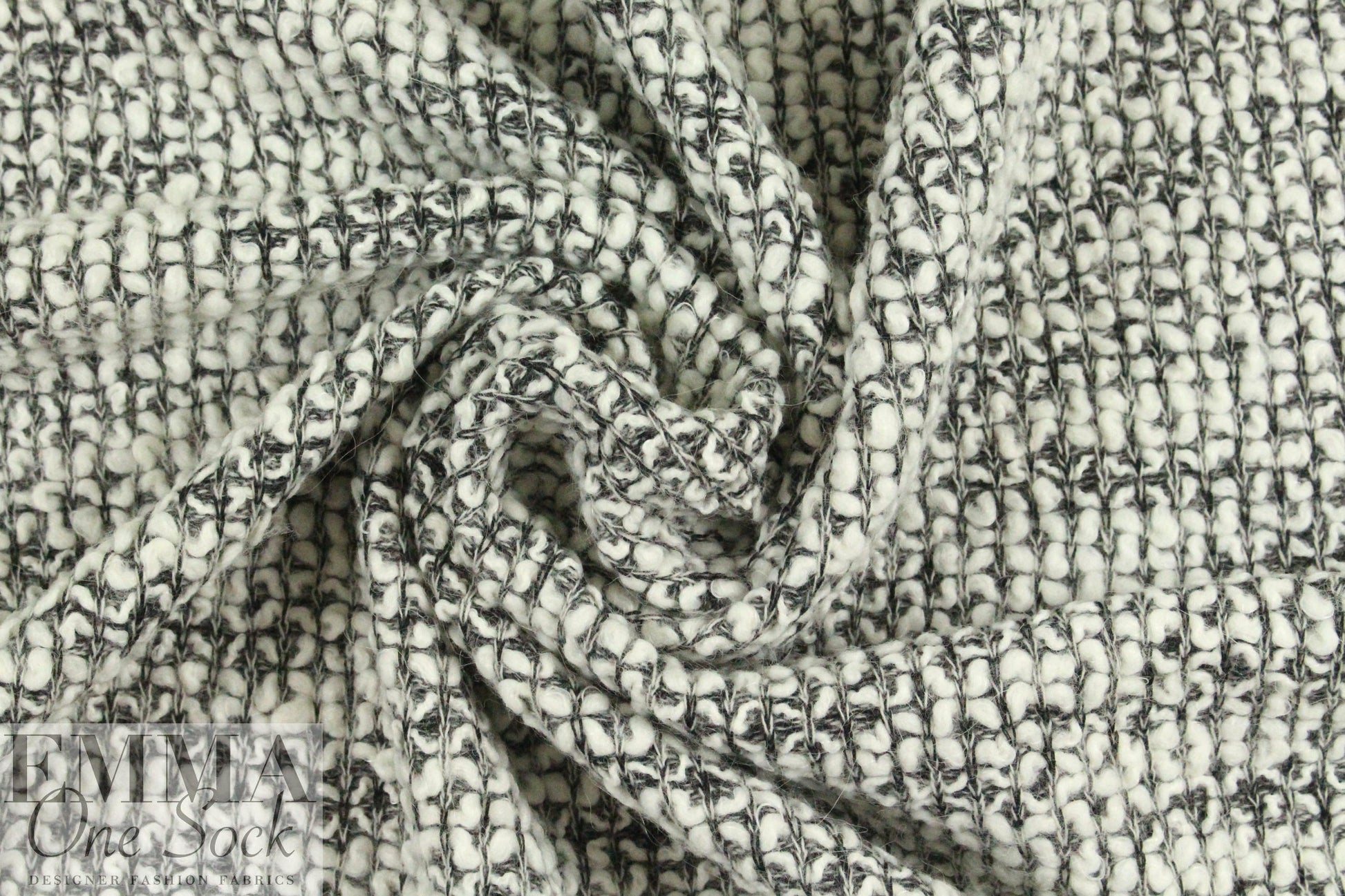 NY designer black/white wavy boucle' sweater knit 1.5 yd
