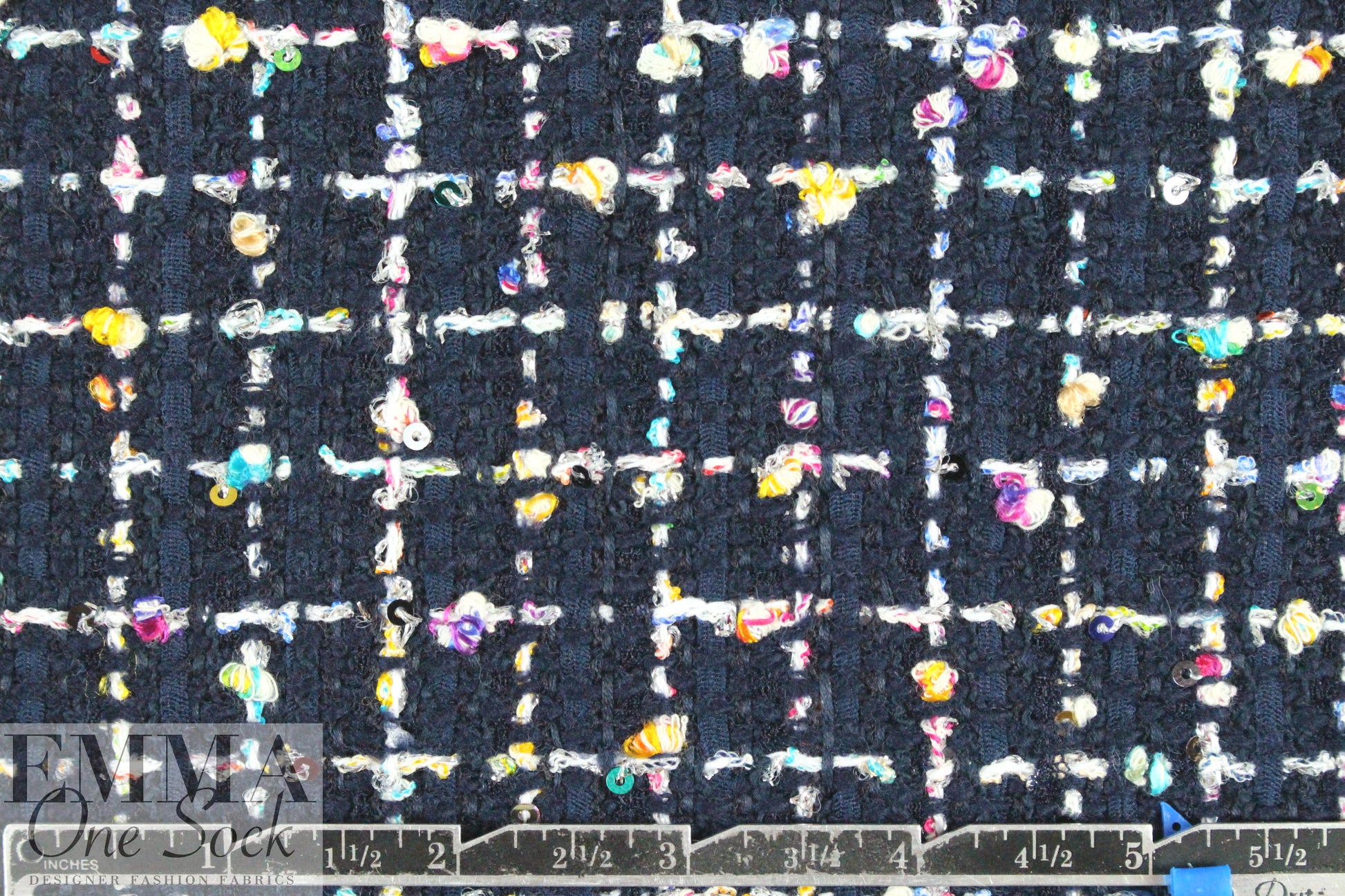 0scar fancy grid sparkle boucle' - navy 1.125 yds