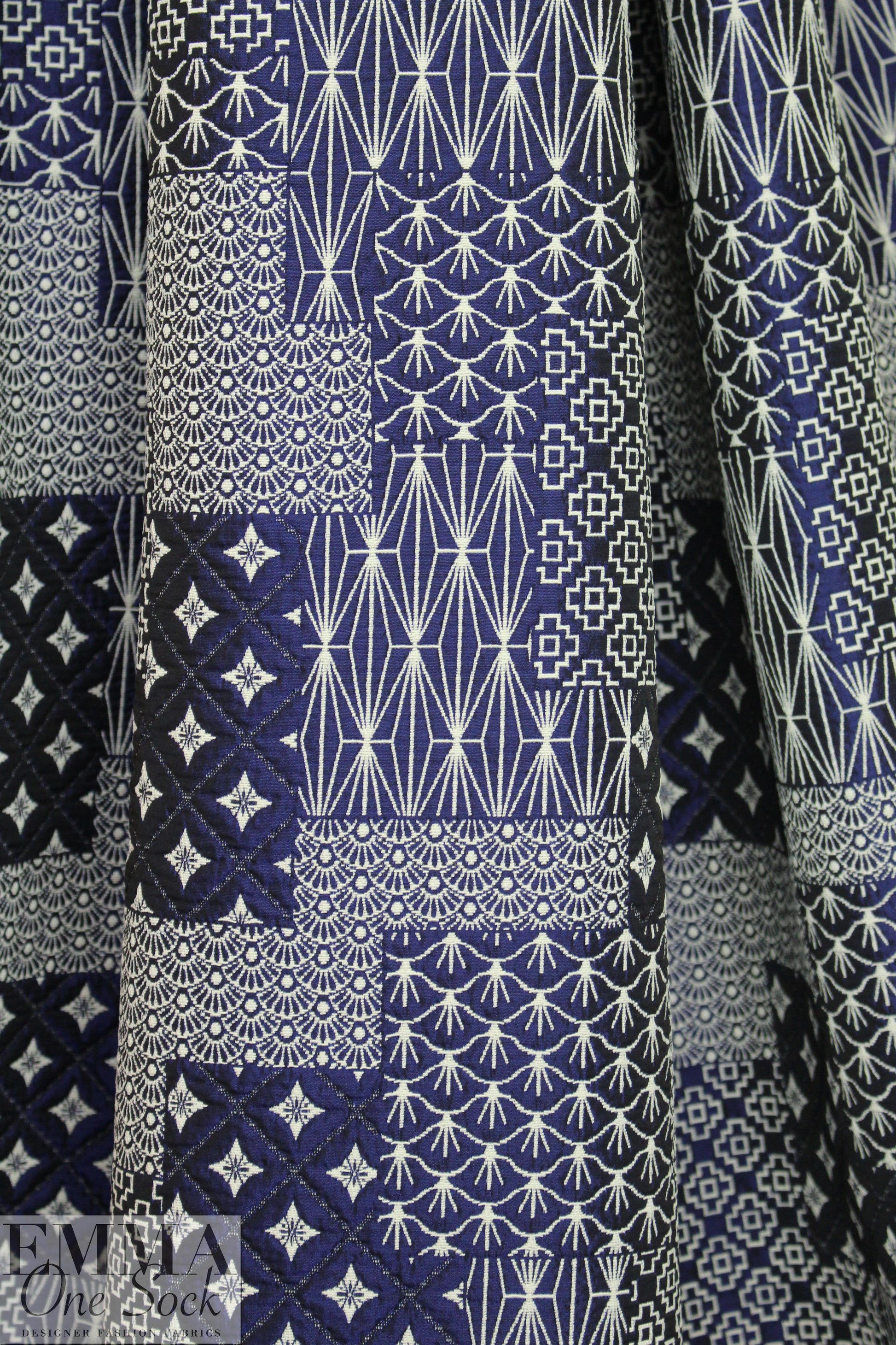 Italian jacquard brocade - decorative patchwork 1.625 yds