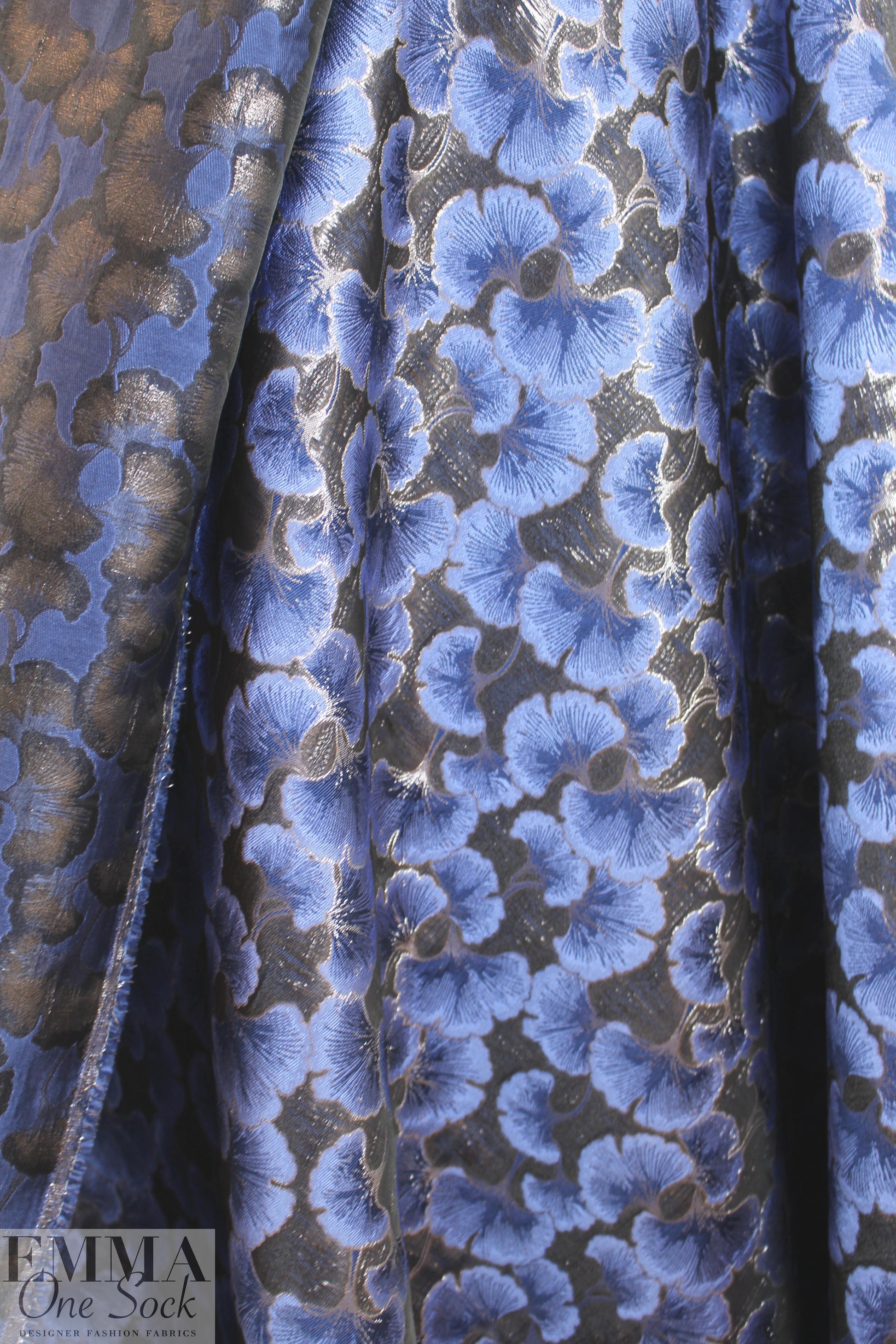 ginkgo leaves jacquard brocade - shades of blue 2.125 yd