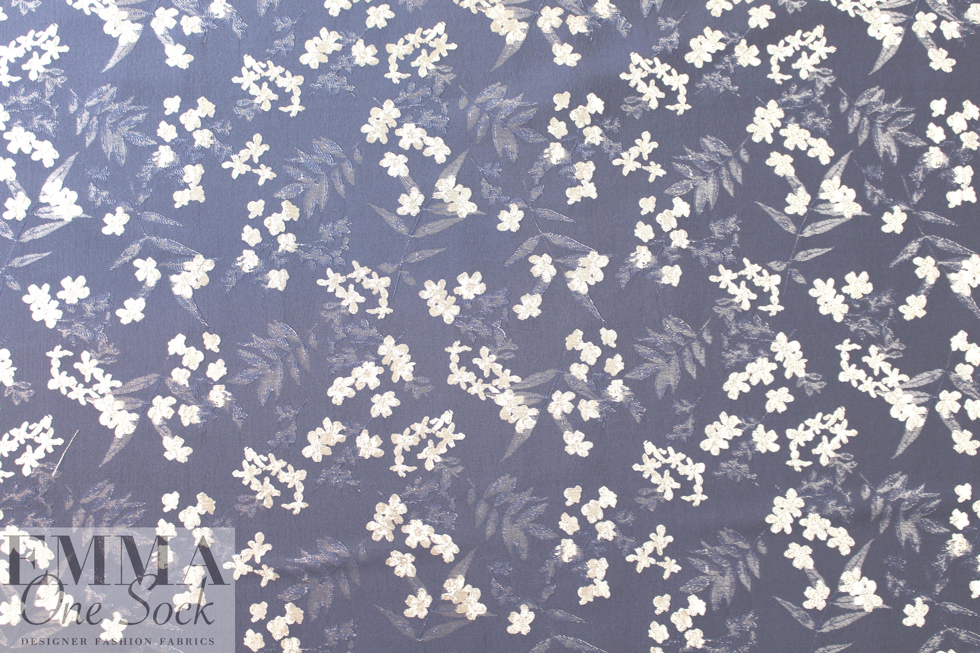 textured jacquard brocade - soft navy blossoms .75 yds