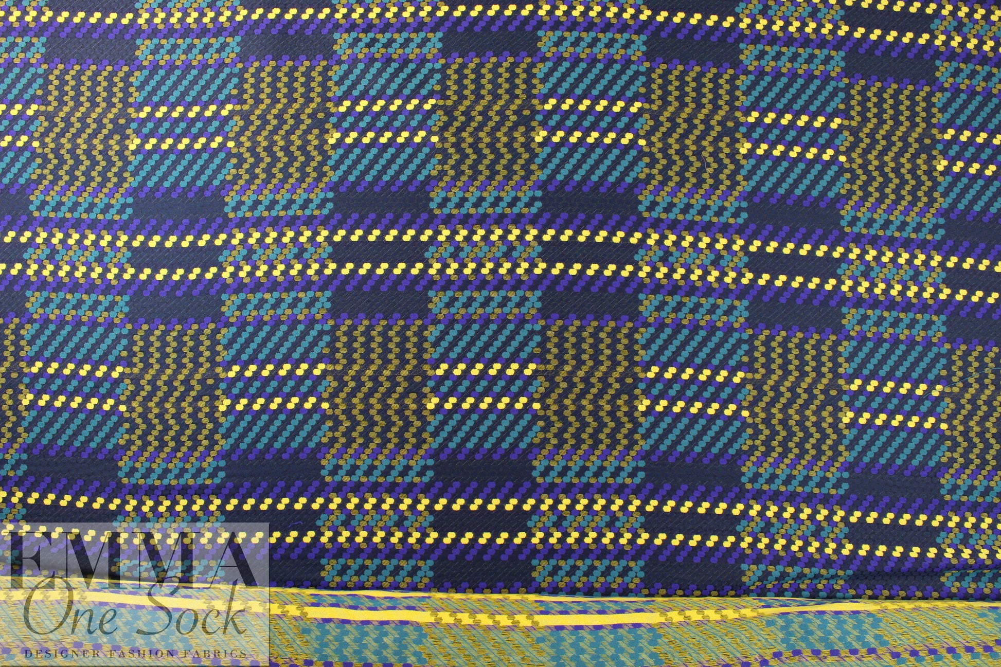 Italian wool blend jacquard brocade - dotty graphic 2.25 yds