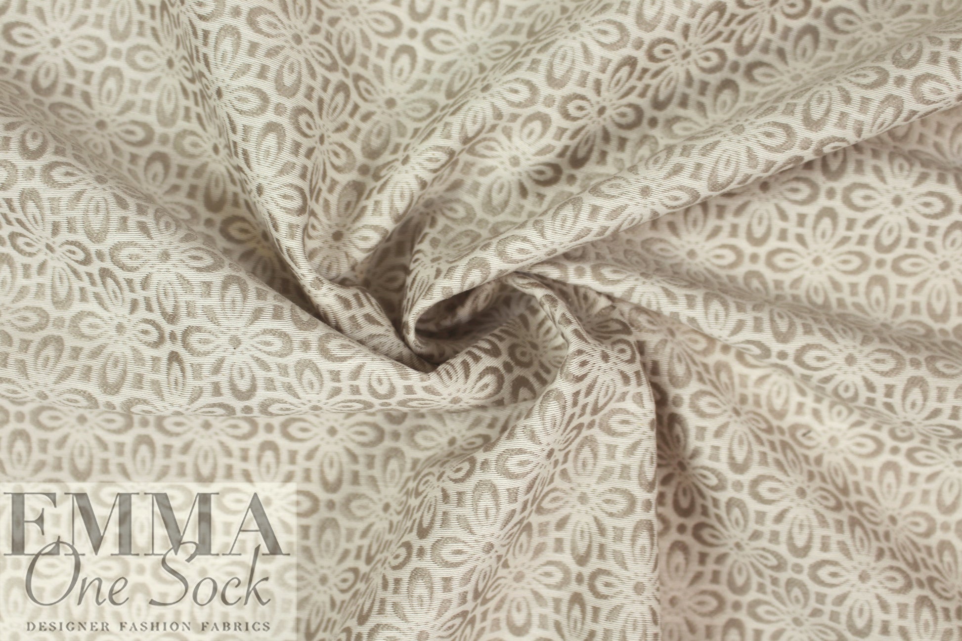 designer floral jacquard brocade - nickel/cream 1.5 yd