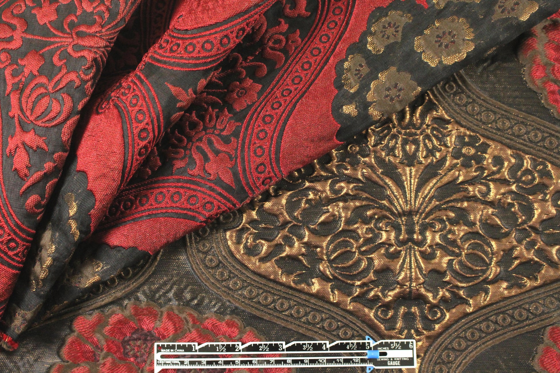 Italian regal medallion matelasse' brocade