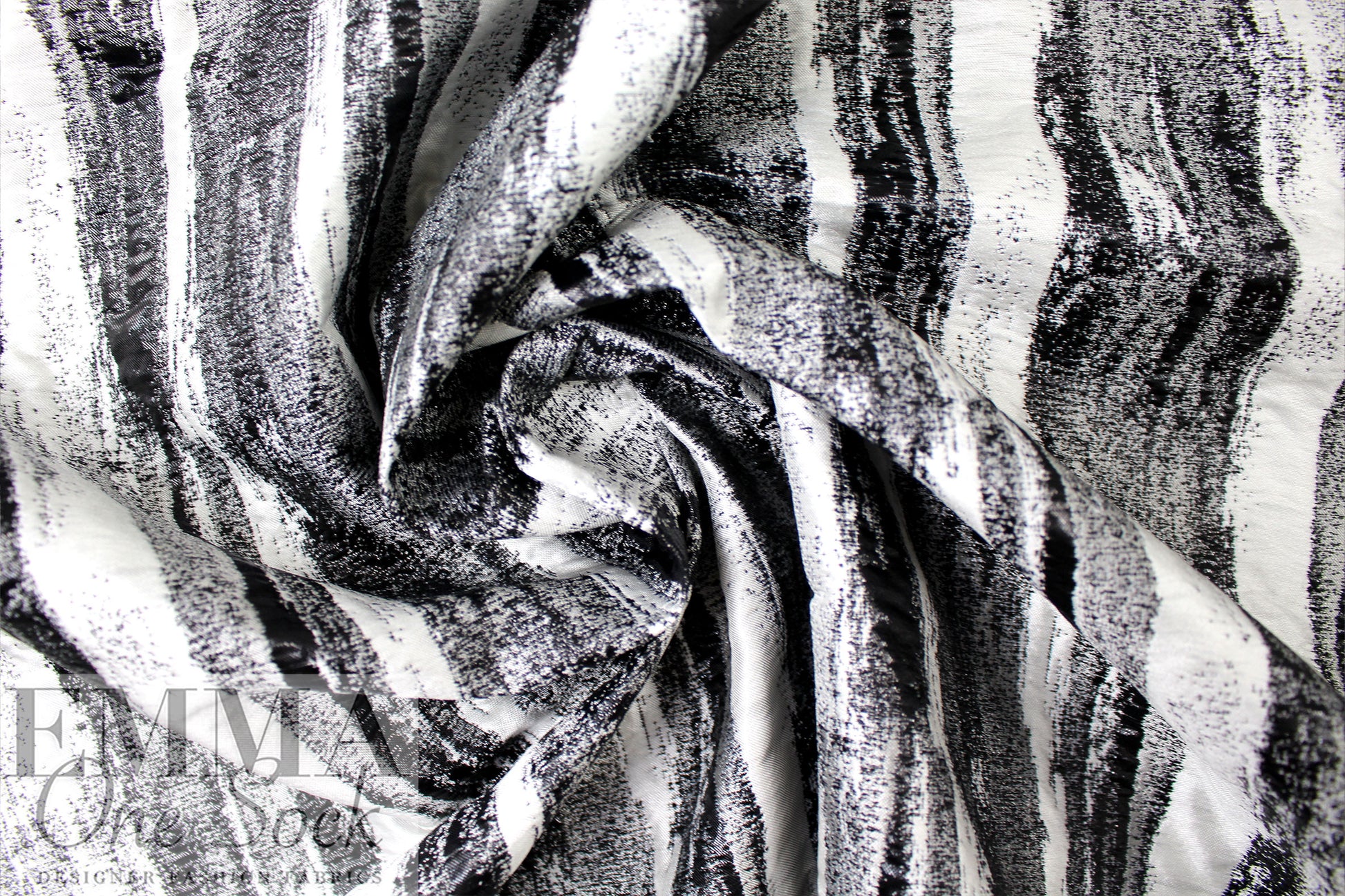 Italian designer edgy black/white evening brocade 1.5 yd