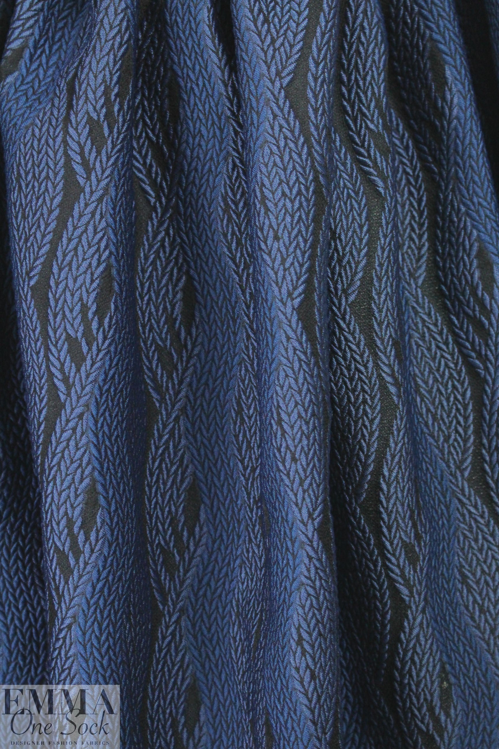 Praba1 Gurung clipped 'knit stitch' waves brocade