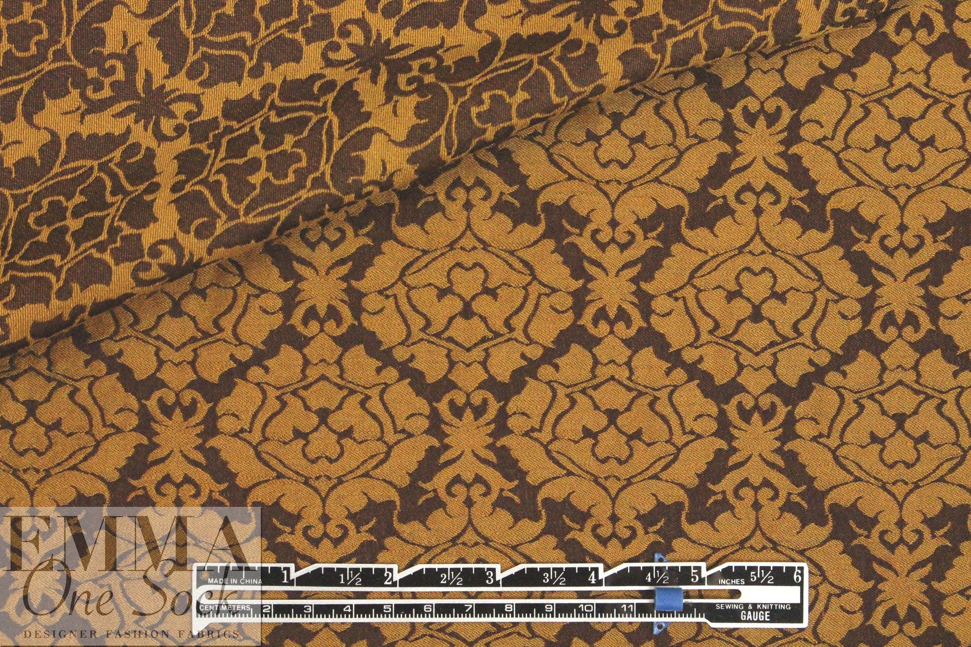 Italian fleur de lis cotton blend brocade 2.125 yd