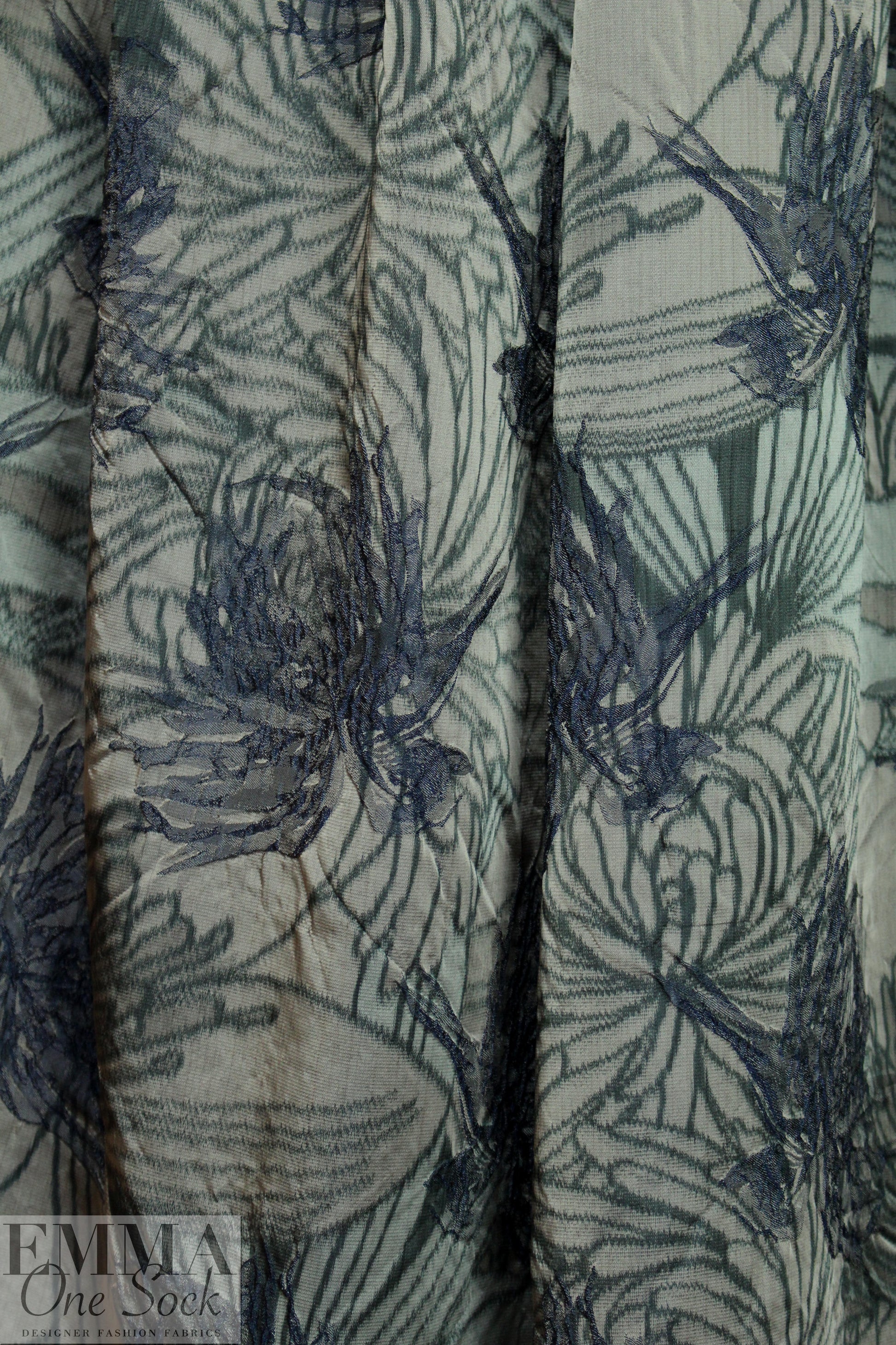 Italian flowers dream textured jacquard brocade 1 yard