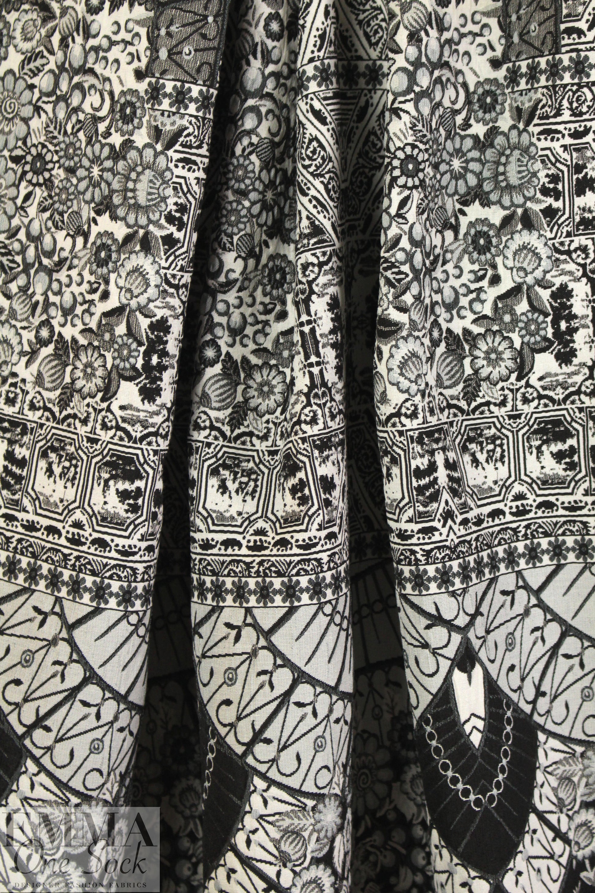 pendulum jacquard brocade panel woven - black/gray