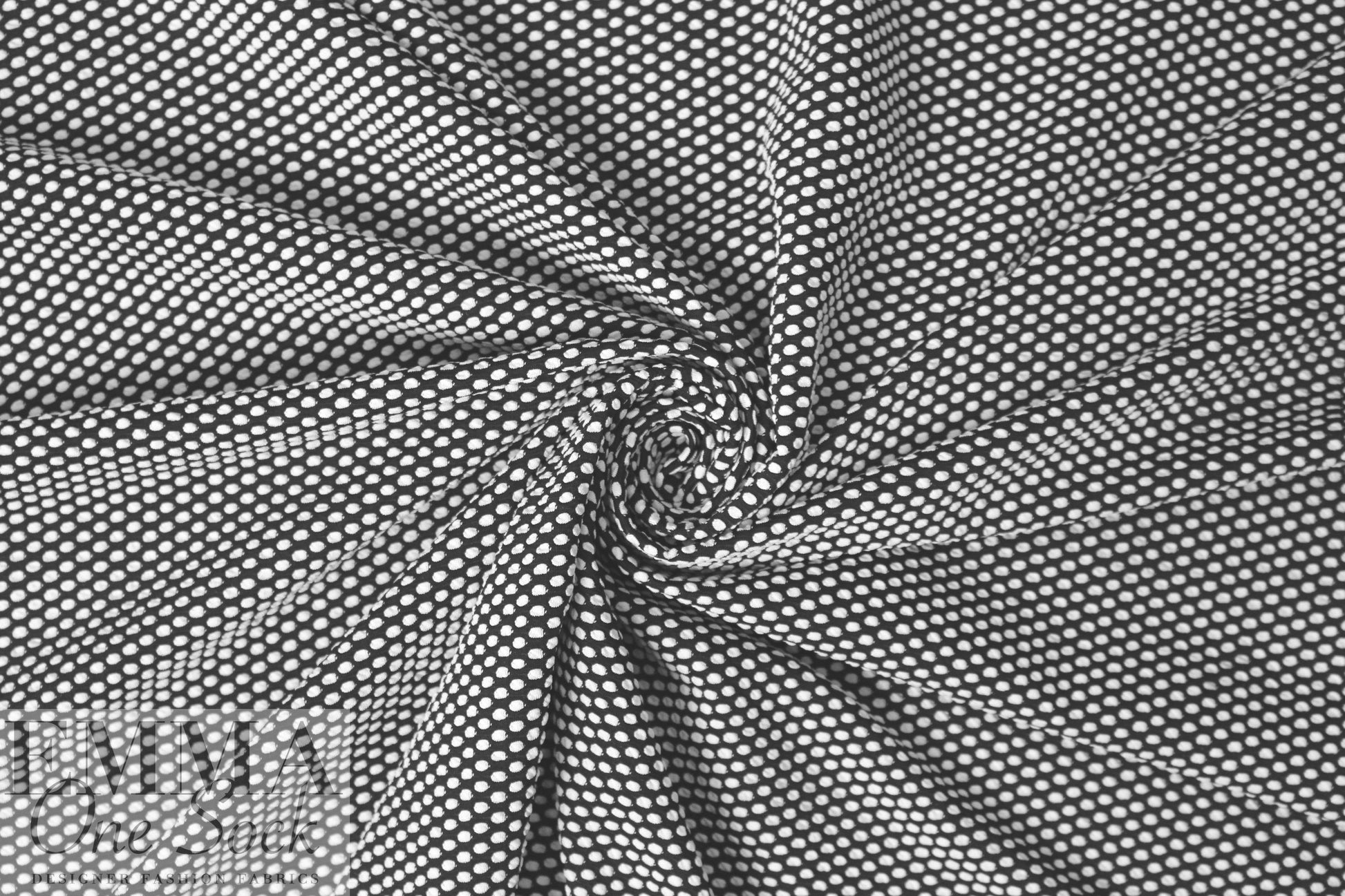 CA designer textured yarn-dye knit - black/white dot 1.2 yds