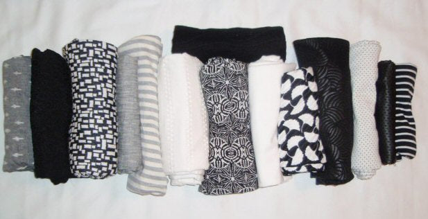 bundle, blk/wht/gray, 14 small cuts, 6 lbs