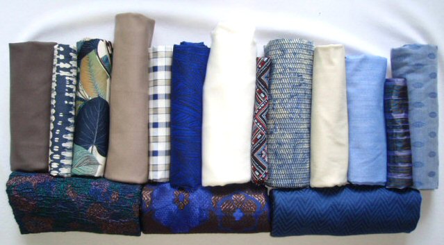 bundle, blue tones, 16 small cuts, 4.5 lbs
