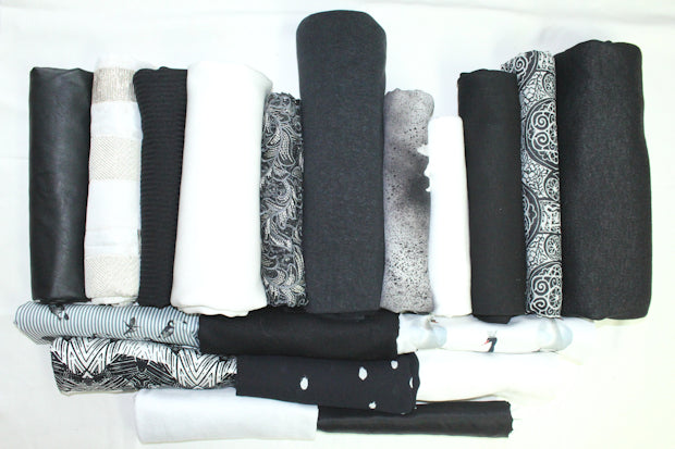 bundle, black/white, 19 small cuts, 7 lbs