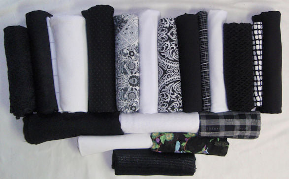 bundle, black/white, 20 small cuts, 7 lbs