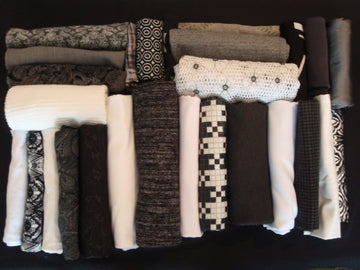 bundle, black/white, 27 small cuts, 14 lbs
