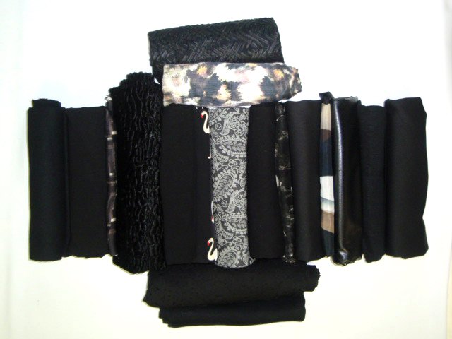 bundle, black and friends, 18 small cuts, 7 lbs