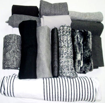 bundle, black and white blend, 14 small cuts, 7 lbs