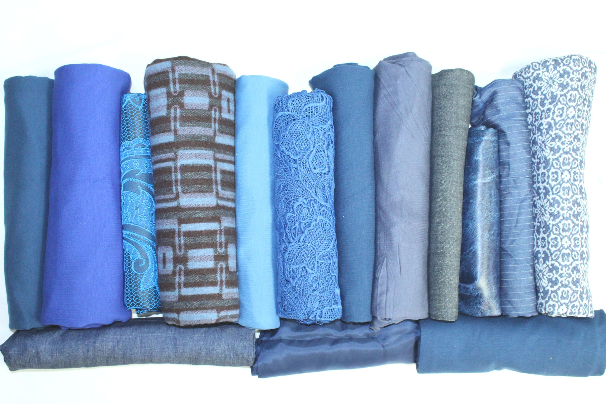 bundle, blue/denim, 15 small cuts, 7 lbs
