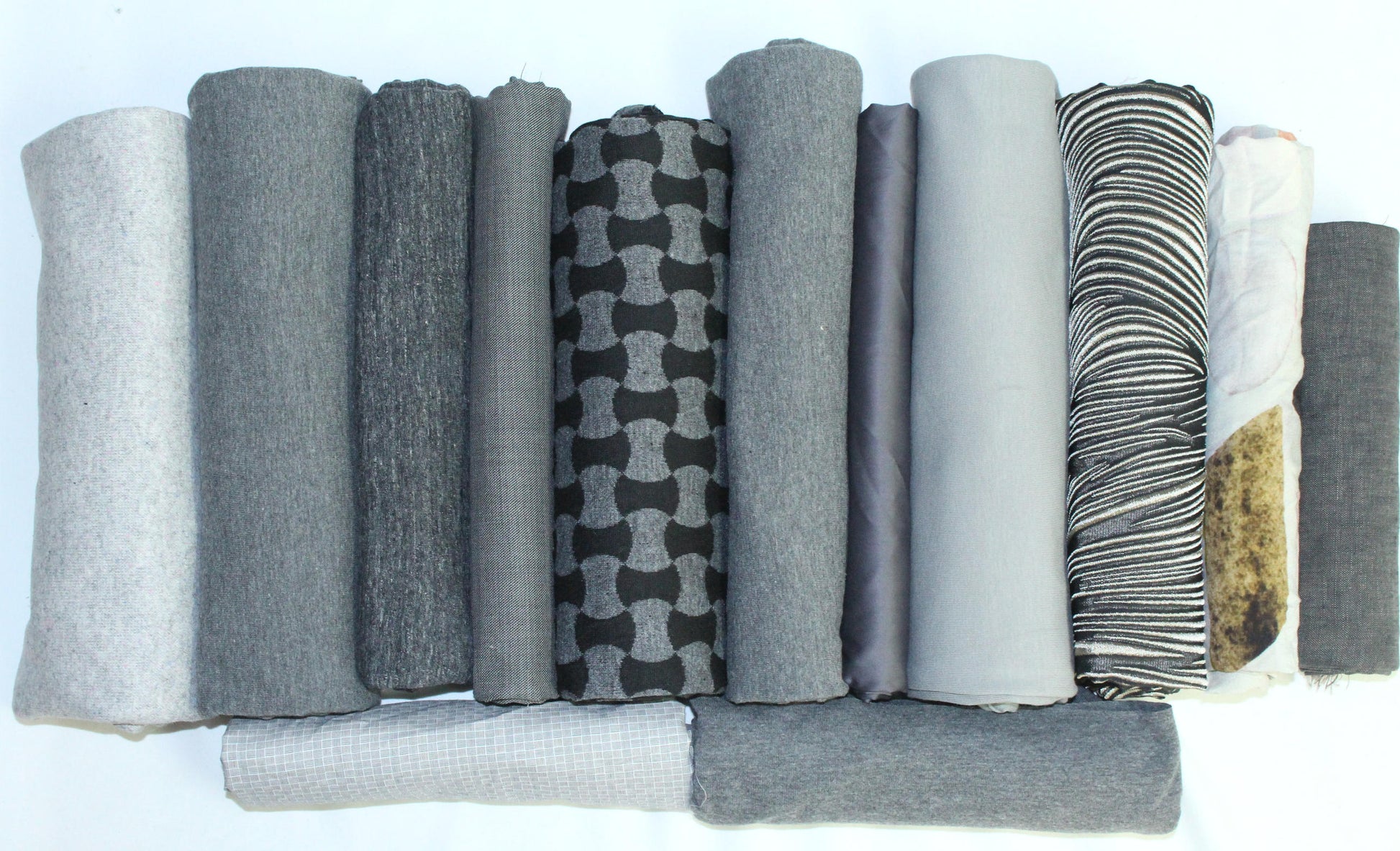 bundle, gray/silver, 13 small cuts, 6 lbs