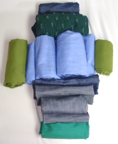 bundle, green and blue jeans, 13 small cuts, 7 lbs