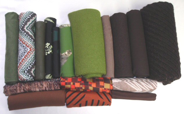 bundle, green/brown tones, 17 small cuts, 7 lbs