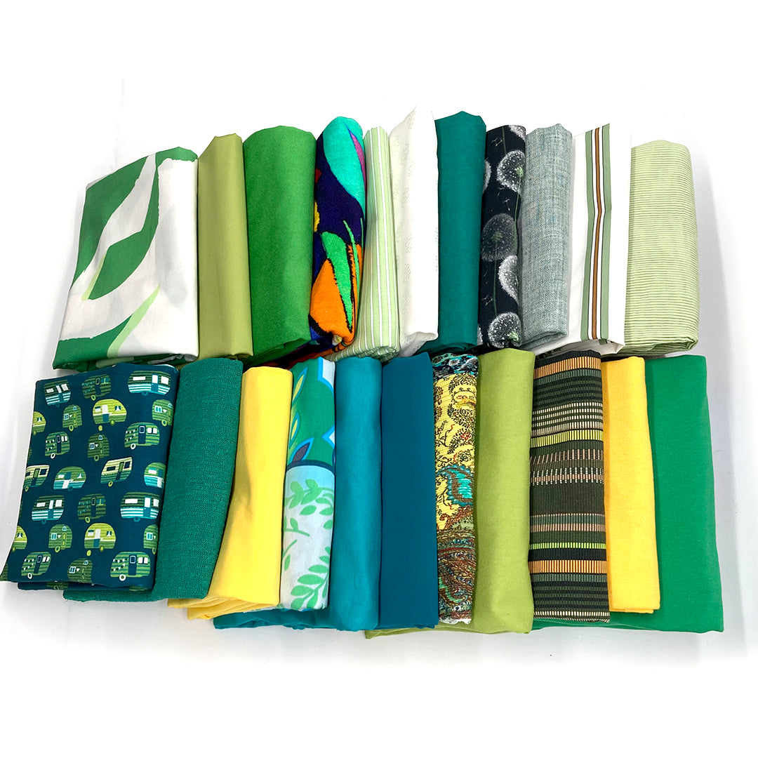 bundle, green tones, 22 small cuts, 6.5 lbs