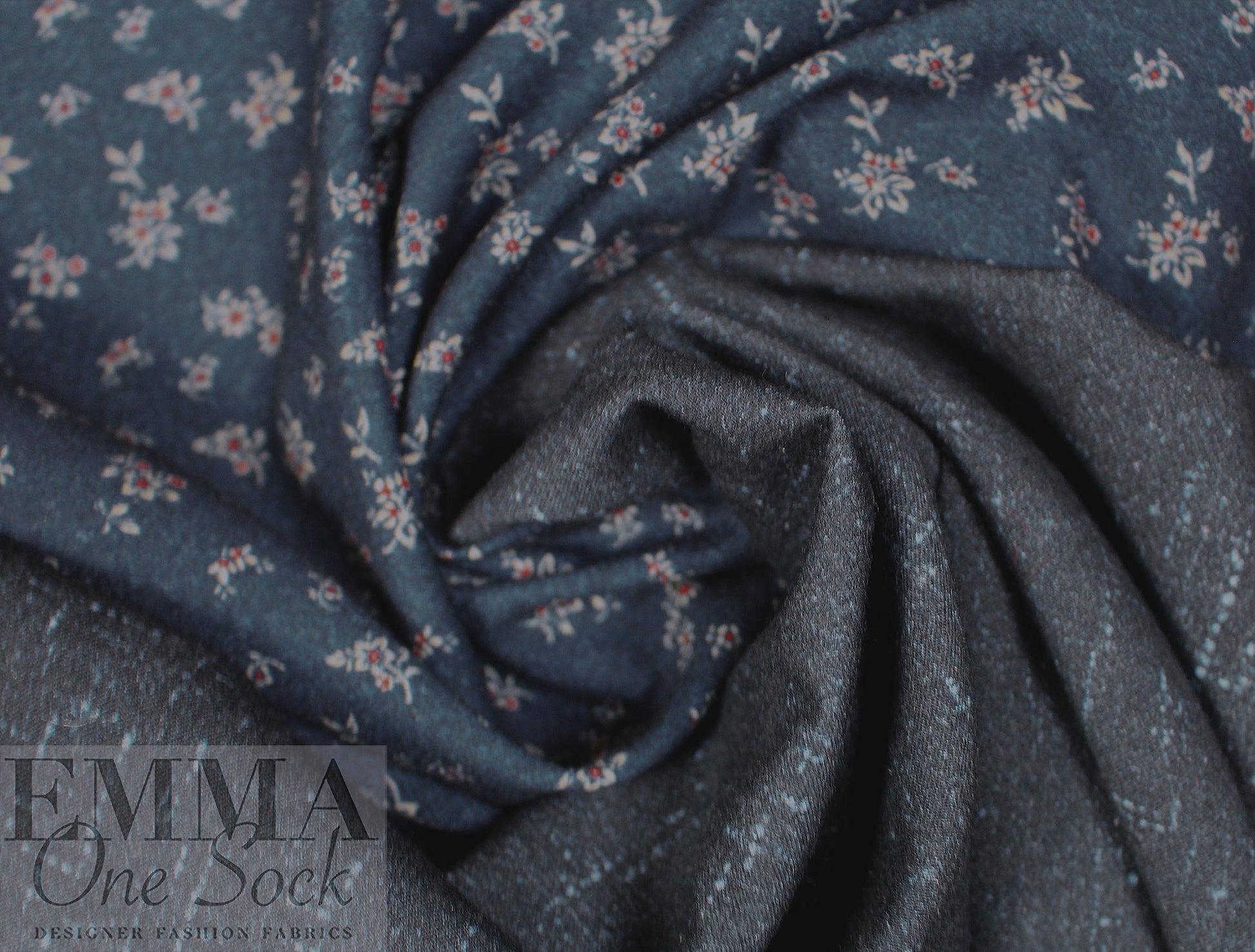 Bur6erry double-sided wool suiting - flowers and dashes 1.75 yd