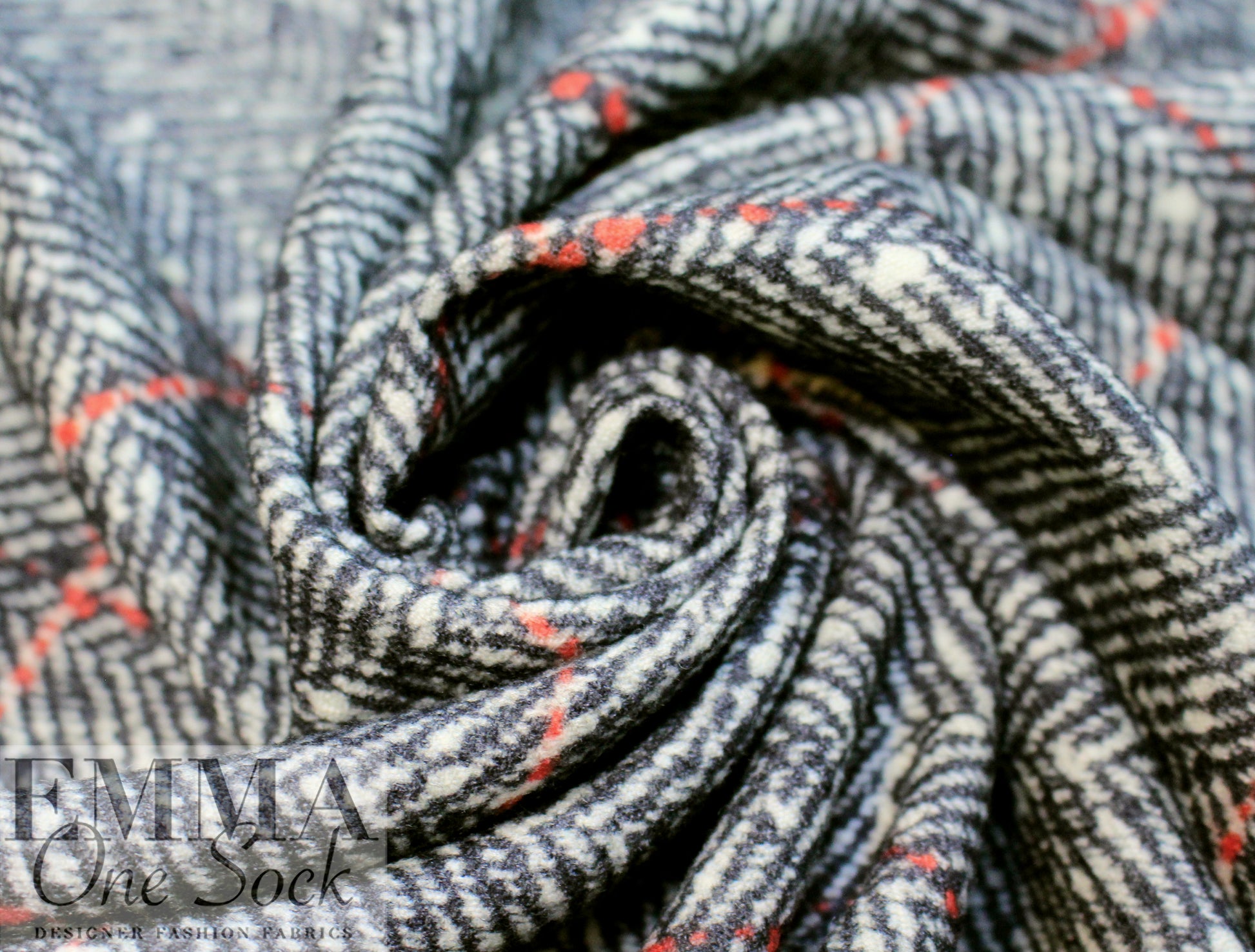 Bur6erry luxury wool coating - printed tweedy plaid .875 yds