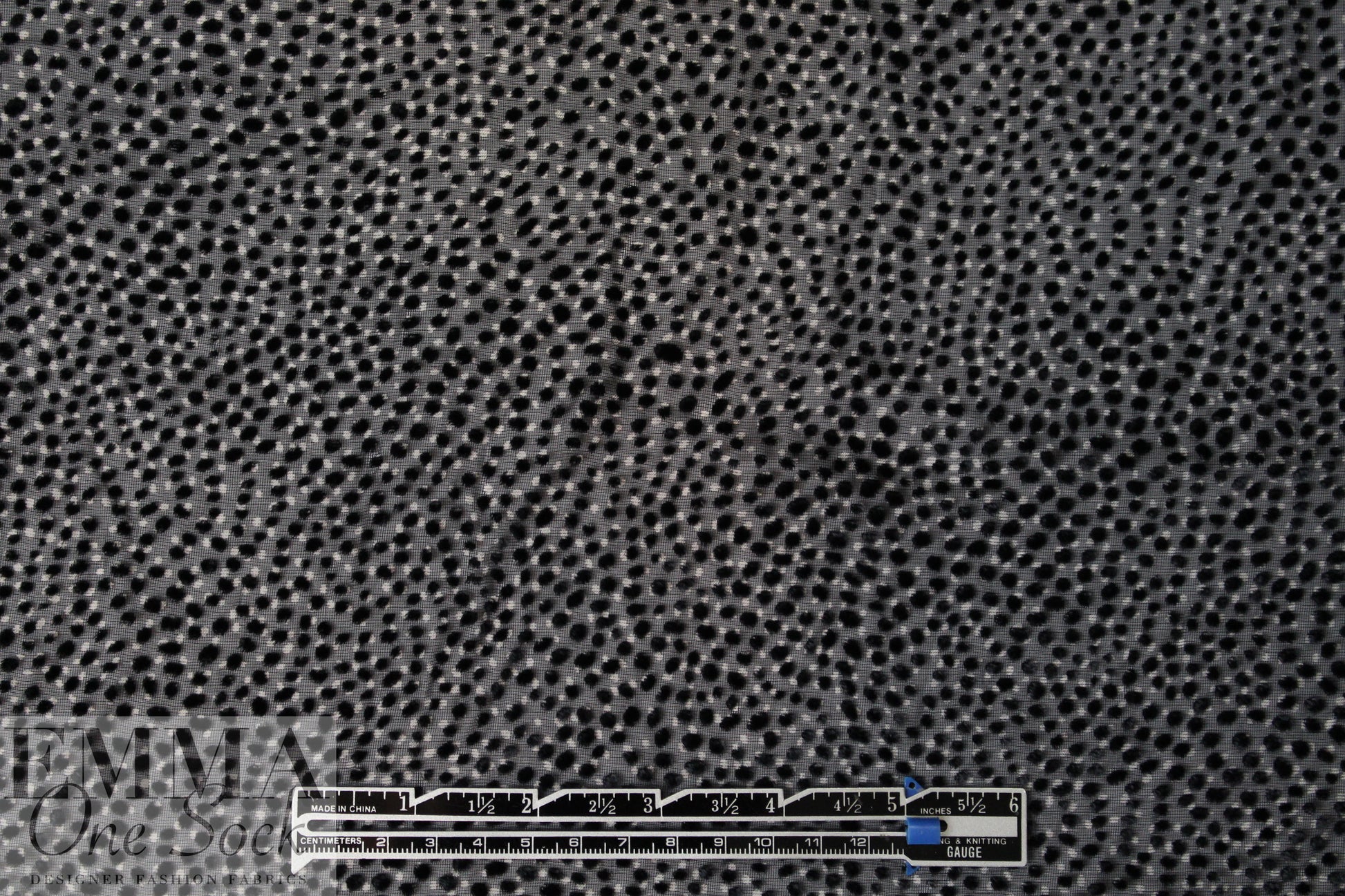 Noriso1 Ferrari silk velvet speckled burnout 1.125 yds