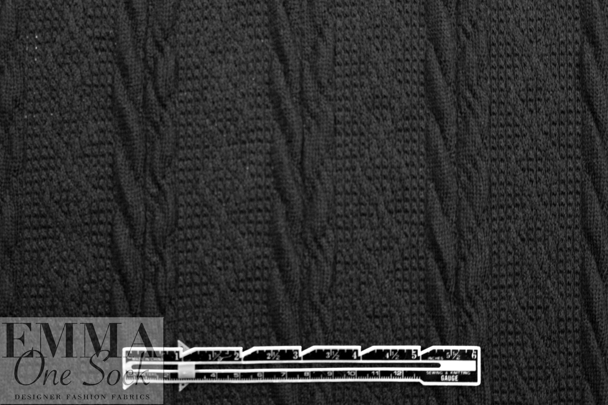 classic cable sweater knit - black 2 yds
