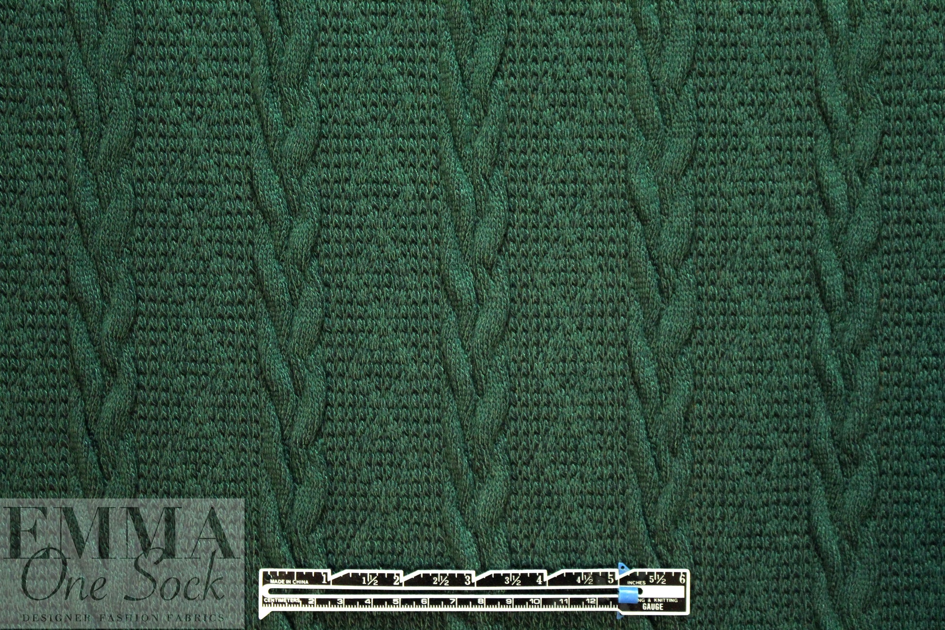classic cable sweater knit - forest green 1.25 yds