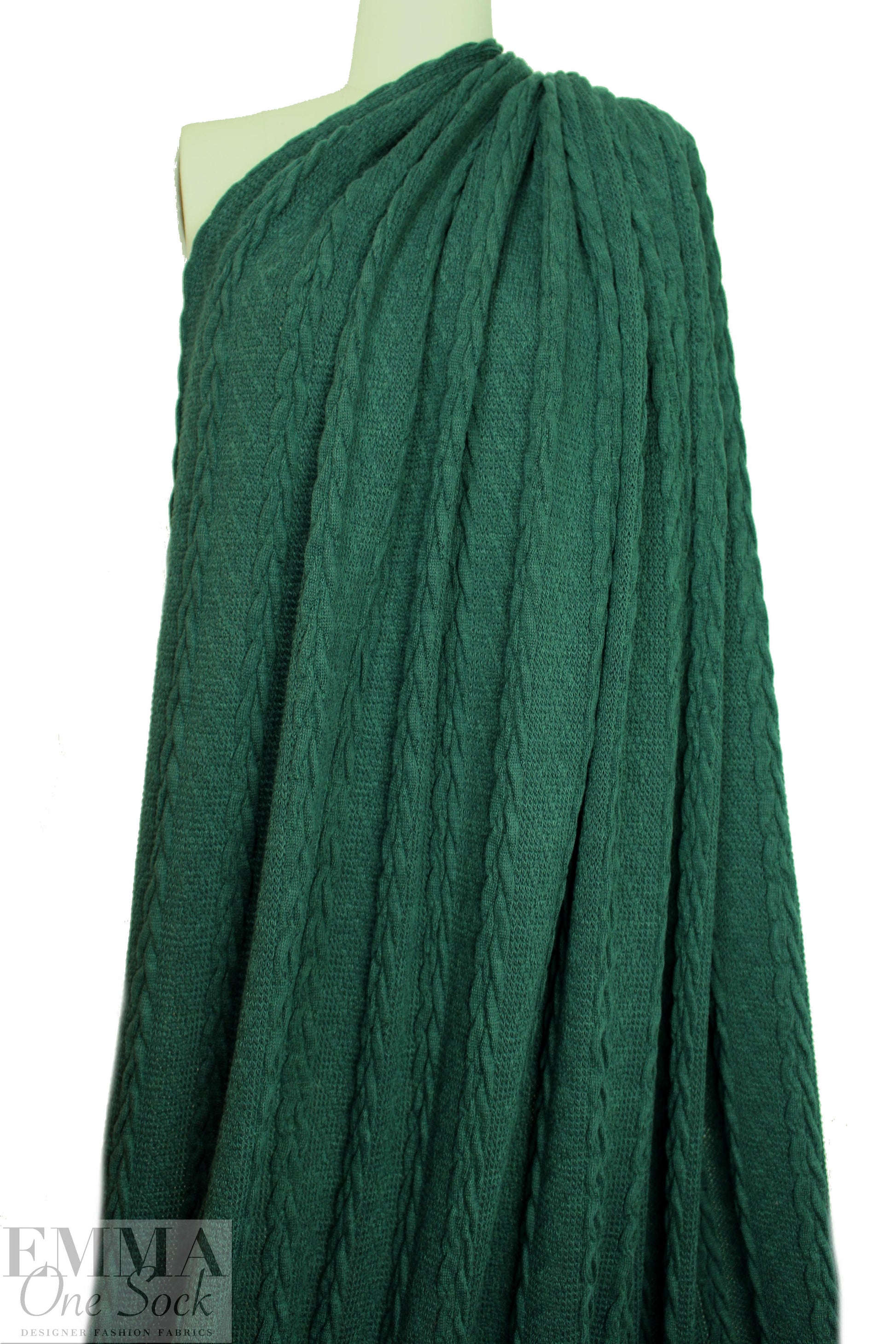classic cable sweater knit - forest green 1.25 yds