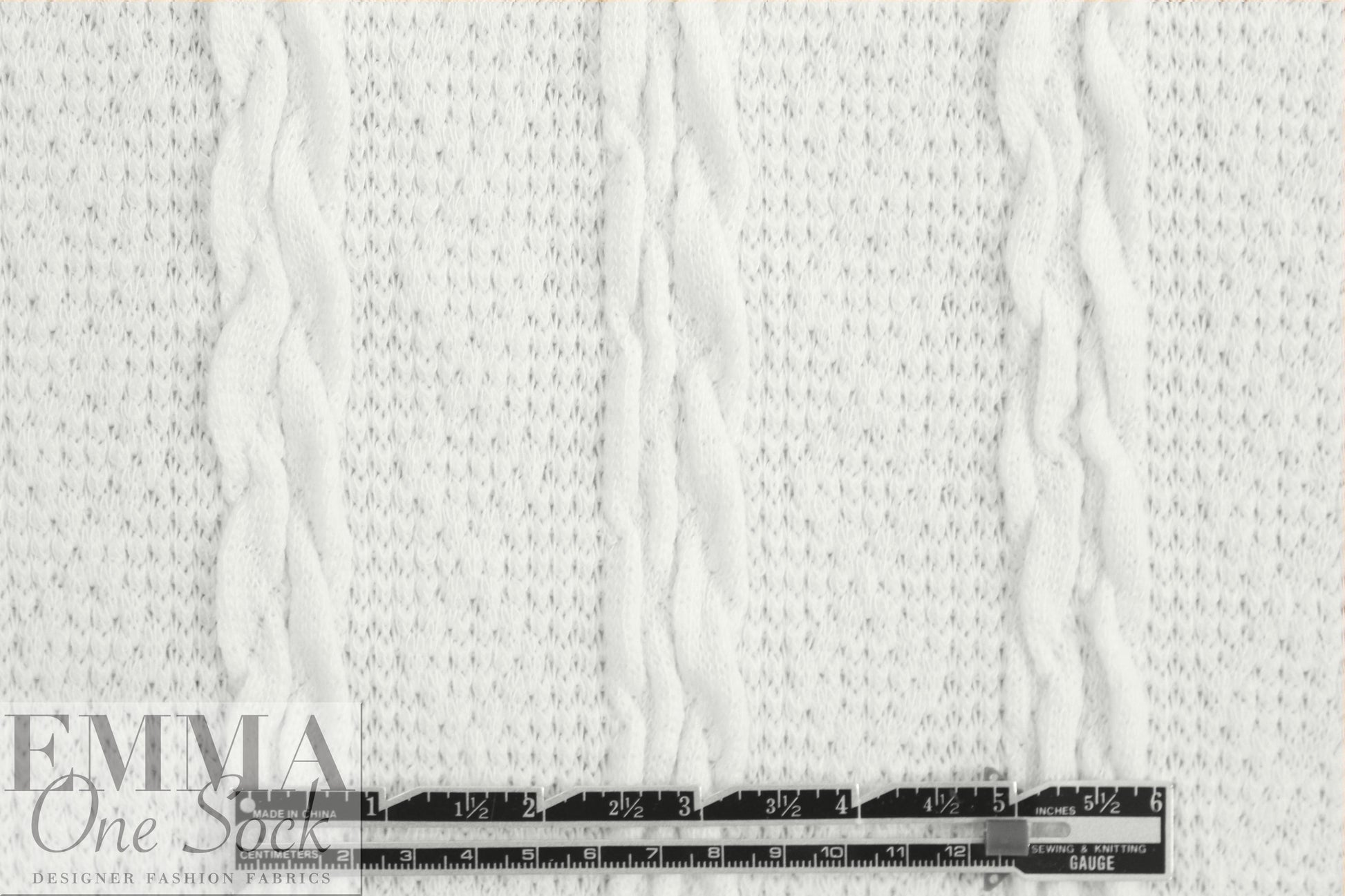 classic cable sweater knit - white 1.625 yd