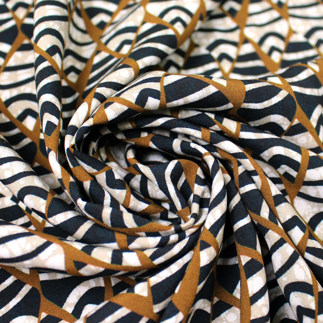 Italian 'diamond lattice' viscose challis woven 1.5 yd