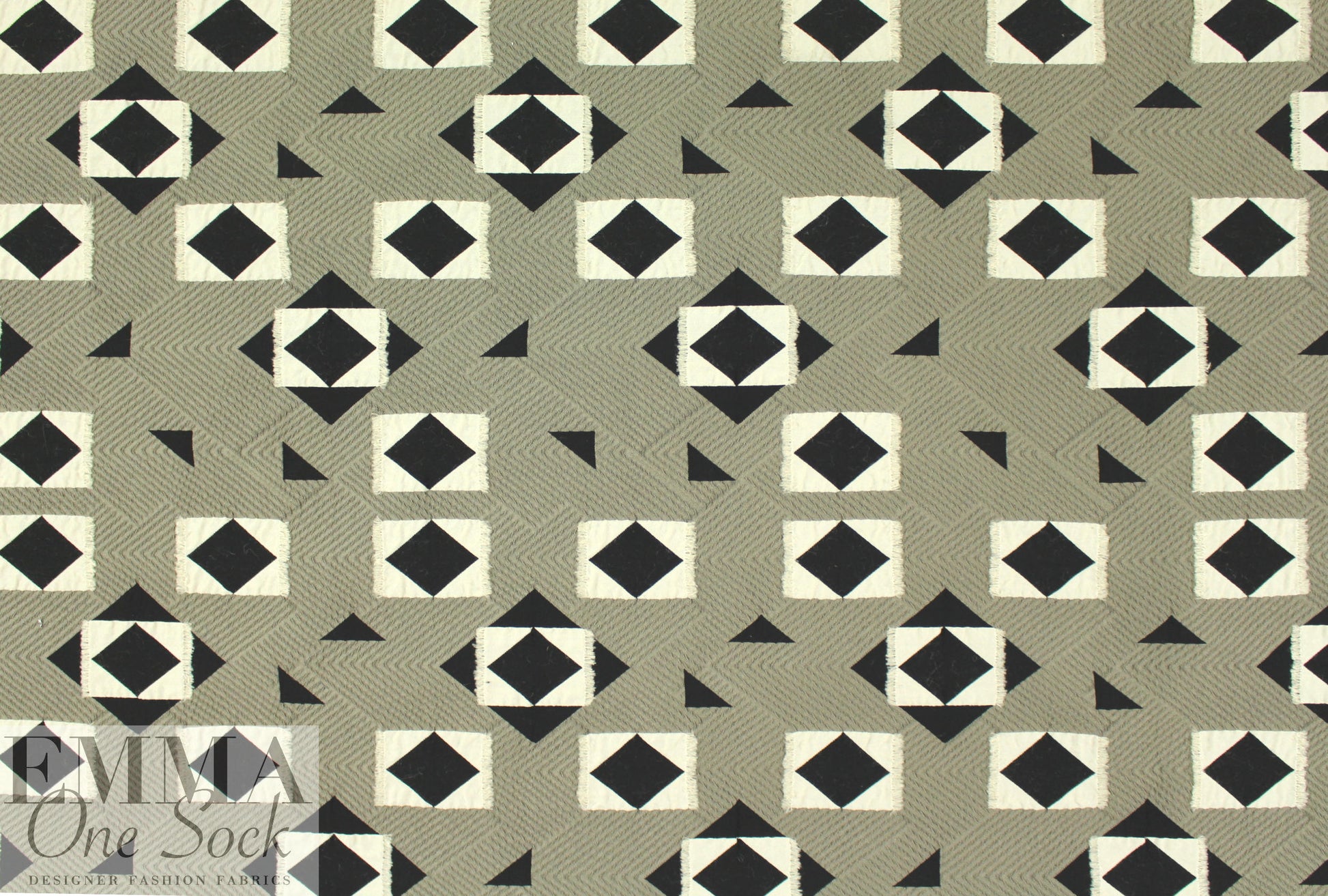 Italian quilt-textured clip jacquard brocade 2 yd