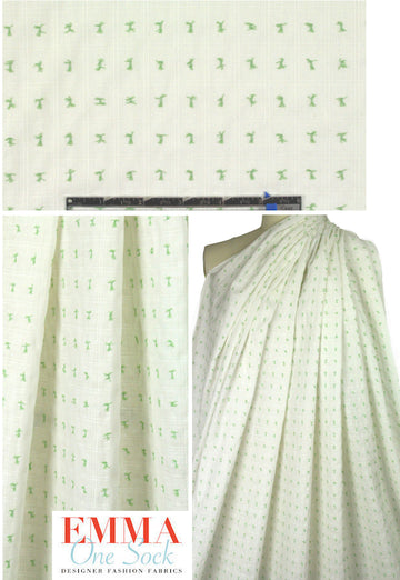 CA designer wintergreen on ivory clip dot cotton woven 1.33 yd