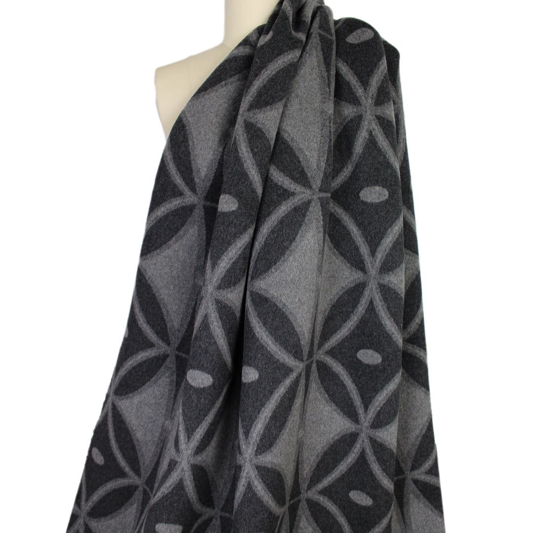 Etr0 all-wool geometric double cloth - charcoal gray .5 yds